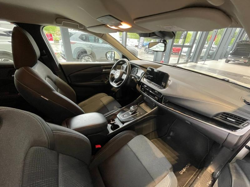NISSAN Qashqai d’occasion à vendre à GRENOBLE chez AUTOLYV (Photo 9)