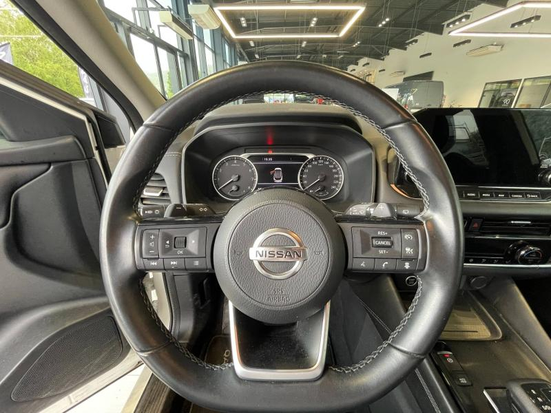 NISSAN Qashqai d’occasion à vendre à GRENOBLE chez AUTOLYV (Photo 13)