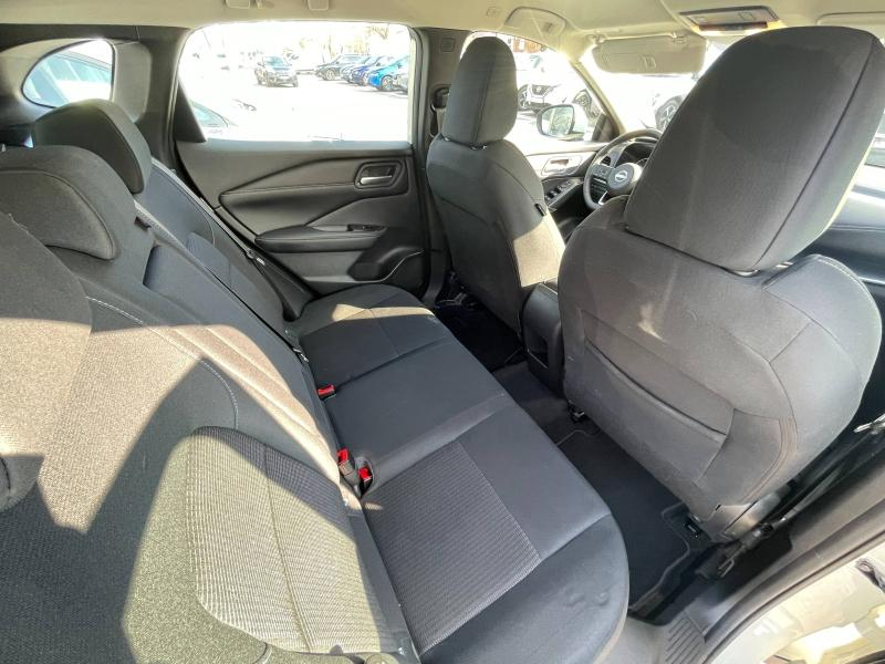 NISSAN Qashqai d’occasion à vendre à GRENOBLE chez AUTOLYV (Photo 11)
