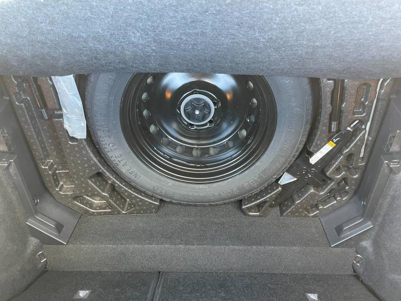 NISSAN Qashqai d’occasion à vendre à GRENOBLE chez AUTOLYV (Photo 19)