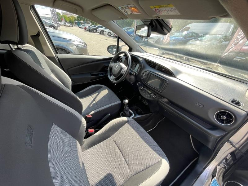 TOYOTA Yaris d’occasion à vendre à GRENOBLE chez AUTOLYV (Photo 9)