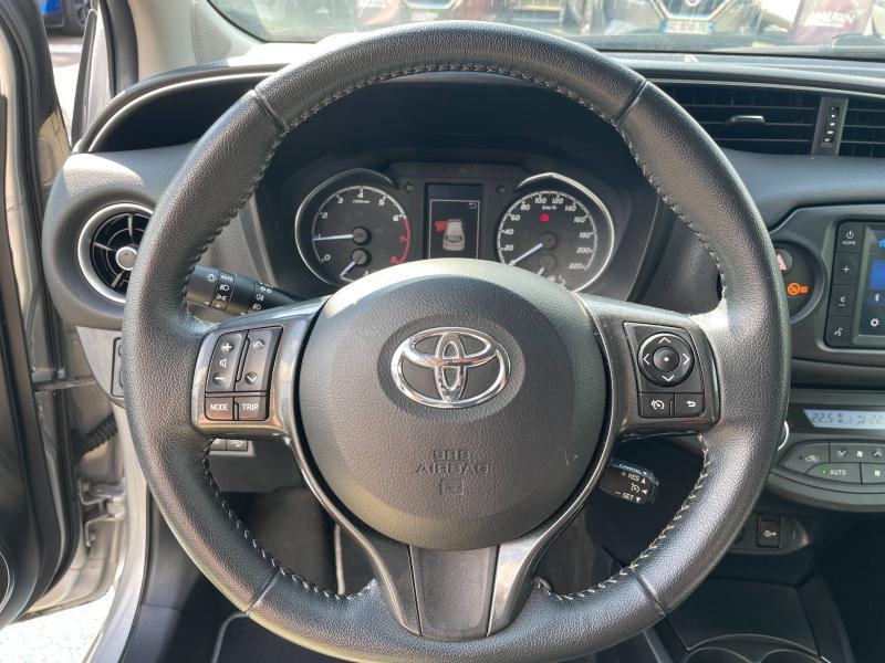 TOYOTA Yaris d’occasion à vendre à GRENOBLE chez AUTOLYV (Photo 14)