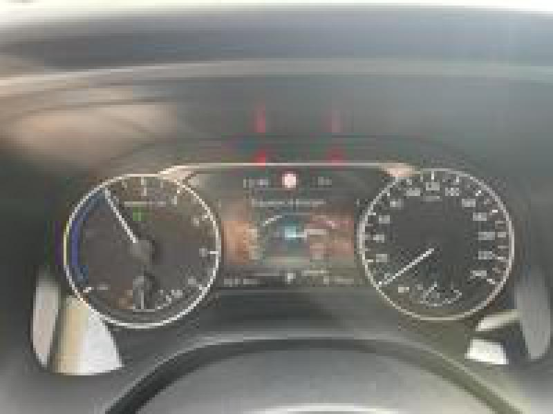NISSAN Qashqai d’occasion à vendre à GRENOBLE chez AUTOLYV (Photo 14)