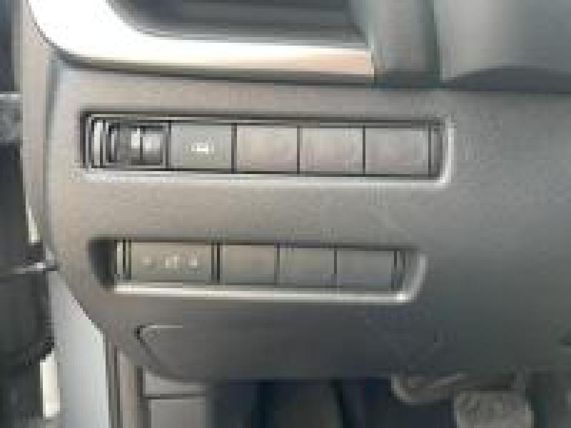 NISSAN Qashqai d’occasion à vendre à GRENOBLE chez AUTOLYV (Photo 17)