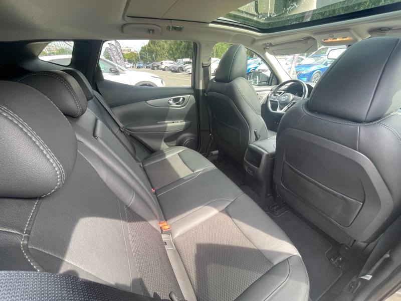 NISSAN Qashqai d’occasion à vendre à GRENOBLE chez AUTOLYV (Photo 10)