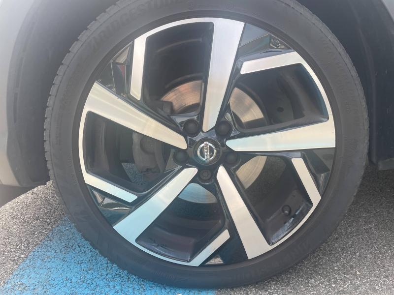 NISSAN Qashqai d’occasion à vendre à GRENOBLE chez AUTOLYV (Photo 17)