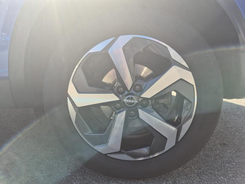 NISSAN Qashqai d’occasion à vendre à GRENOBLE chez AUTOLYV (Photo 20)