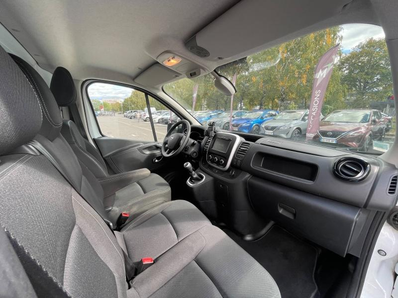 NISSAN NV300 Fg VUL d’occasion à vendre à GRENOBLE chez AUTOLYV (Photo 9)