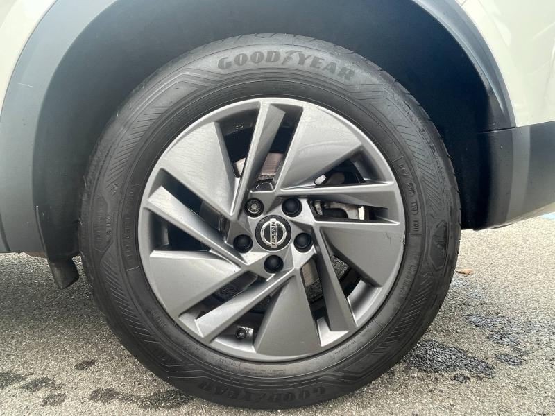 NISSAN Qashqai d’occasion à vendre à GRENOBLE chez AUTOLYV (Photo 18)
