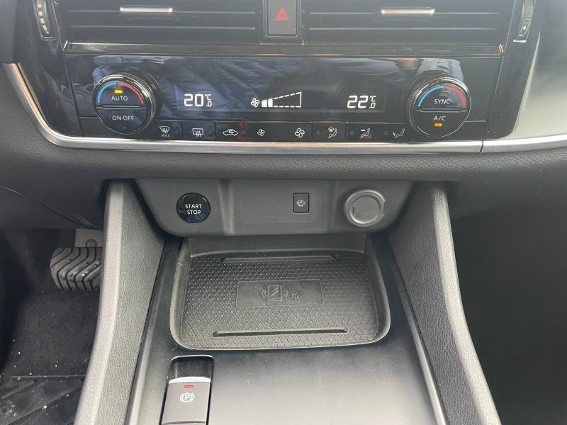 NISSAN Qashqai d’occasion à vendre à GRENOBLE chez AUTOLYV (Photo 13)