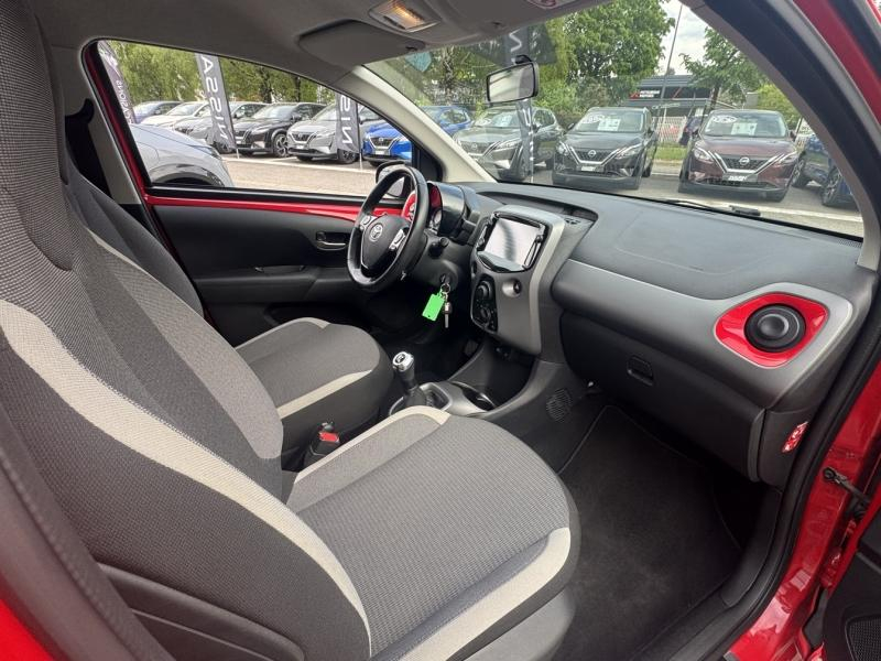 TOYOTA Aygo d’occasion à vendre à GRENOBLE chez AUTOLYV (Photo 13)