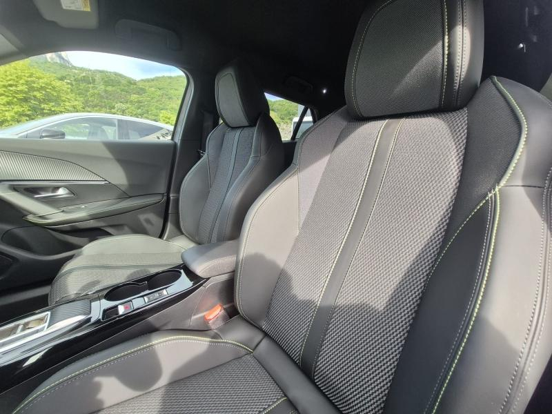 PEUGEOT 2008 d’occasion à vendre à GRENOBLE chez AUTOLYV (Photo 12)